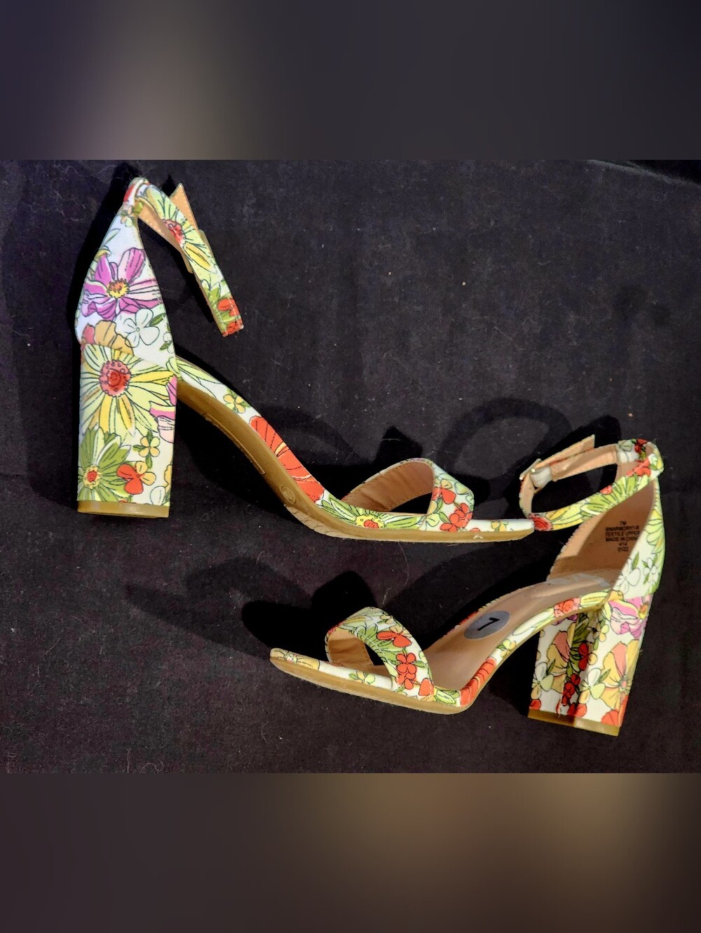 NWOT - Bandolino | Floral Block Heel Sandals - Pink Multi - Picture 5 of 9